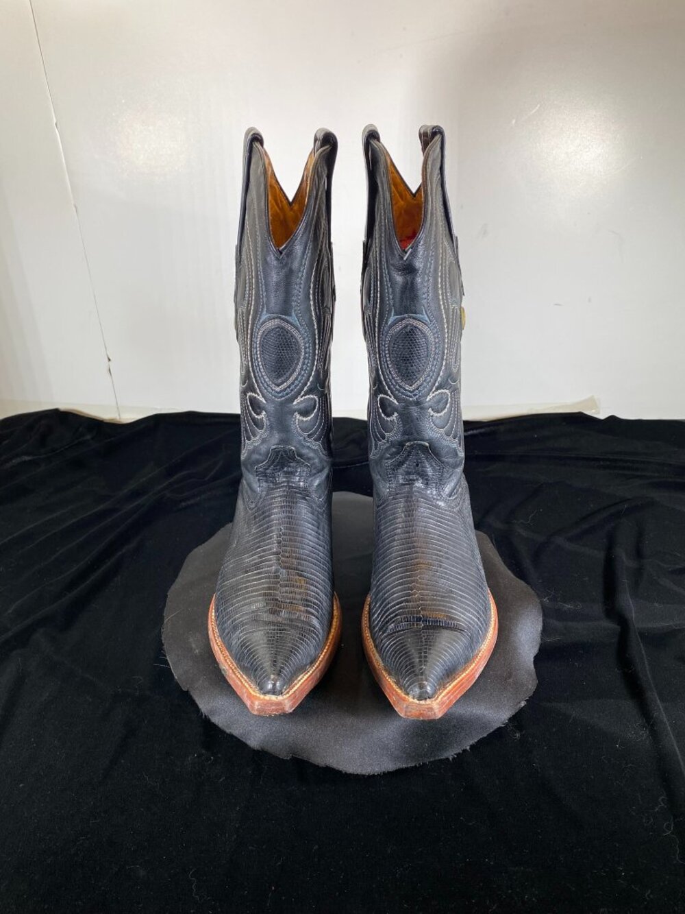Los Altos Black Teju Lizard Cowboy Boots: Leather, Men's 8EE, or Women's 9.5W